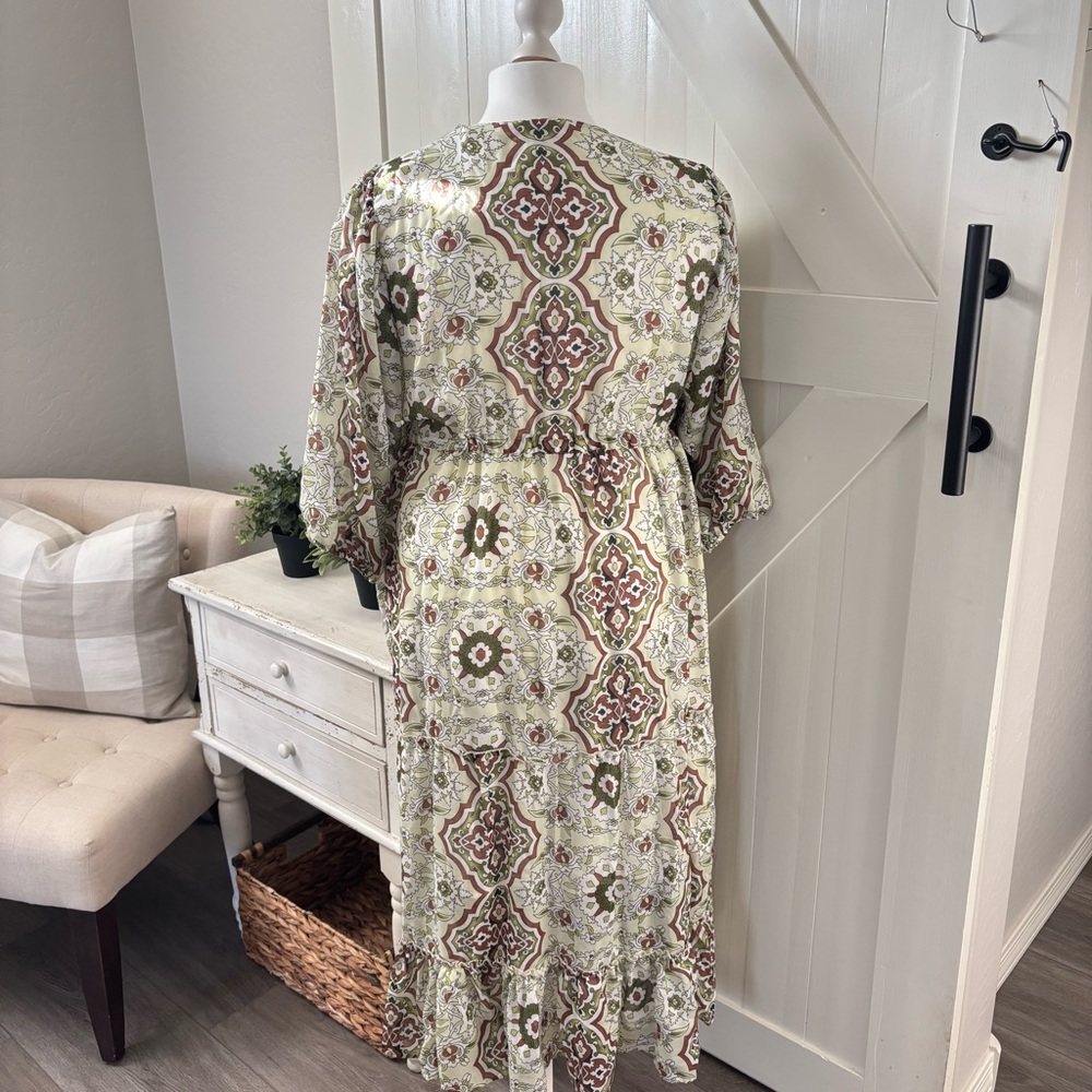 New SOFT SURROUNDINGS Zia Medallion Print Maxi Dress Size 3X Lined Tie Waist - Picture 4 of 14